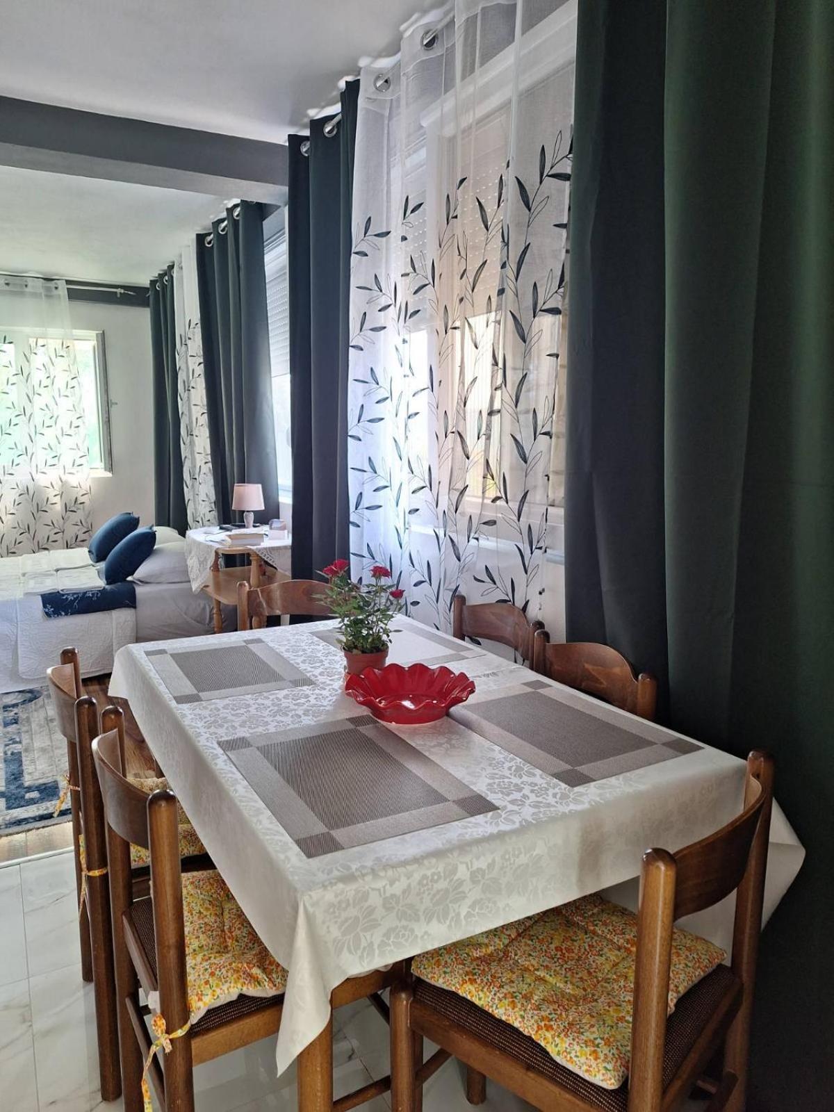 קוטור Apartman Glorija מראה חיצוני תמונה